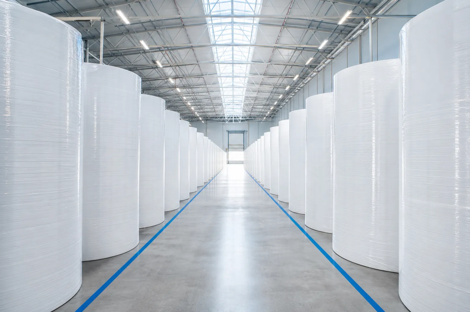 White kitchen paper jumbo roll for converting