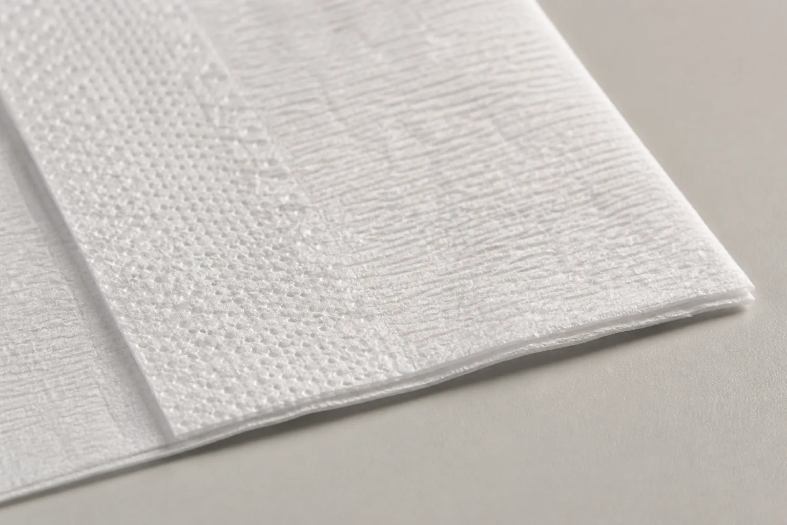 gule laminated paper napkins